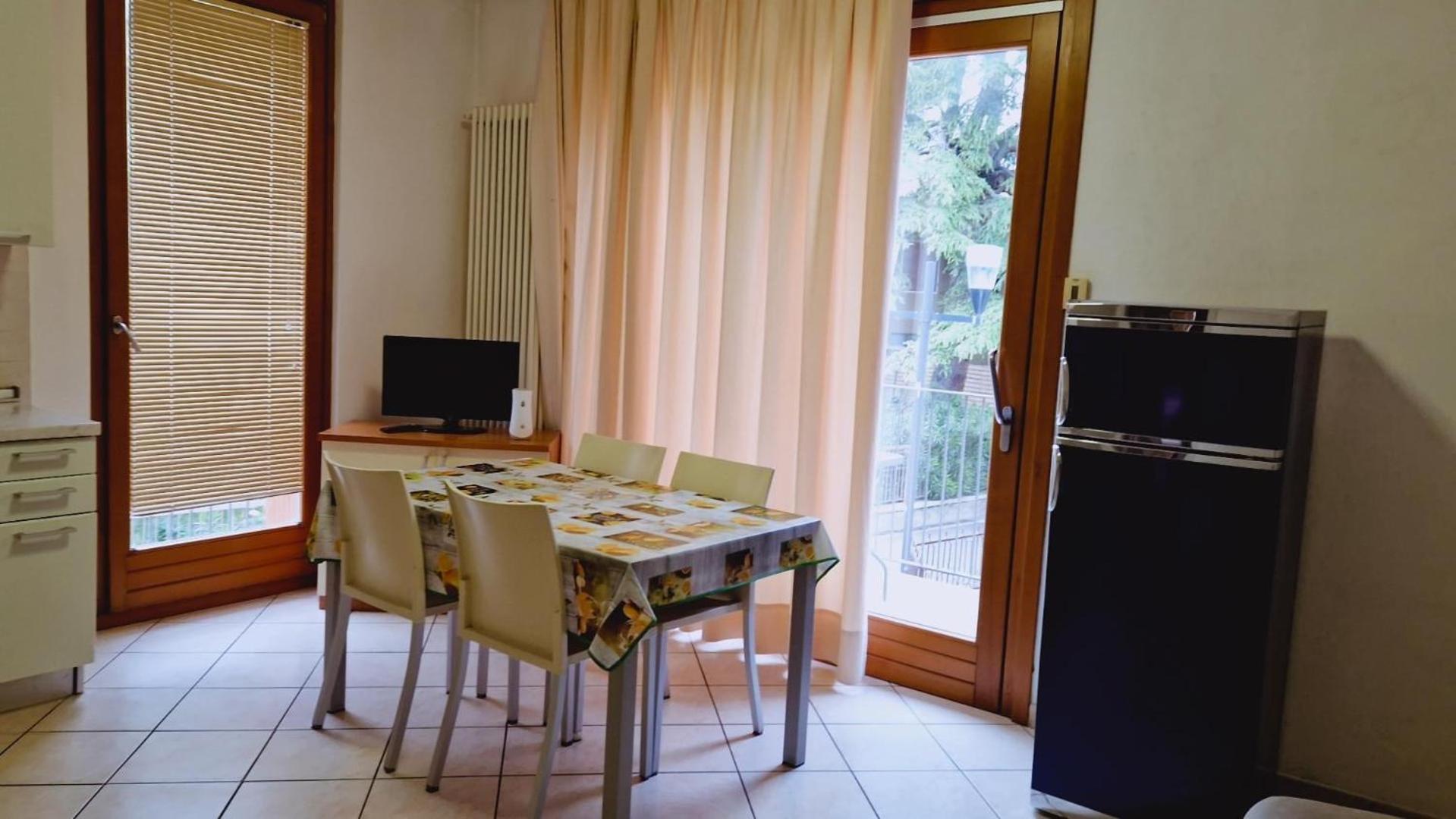 Apartments Tony In Bardolino Cameră foto